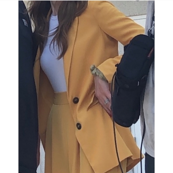 Yellow blazer ASOS - Picture 3 of 3